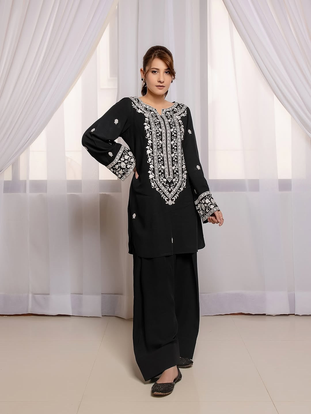 Elegant Cotton 2-Piece Suit